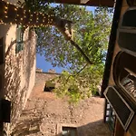 Navona